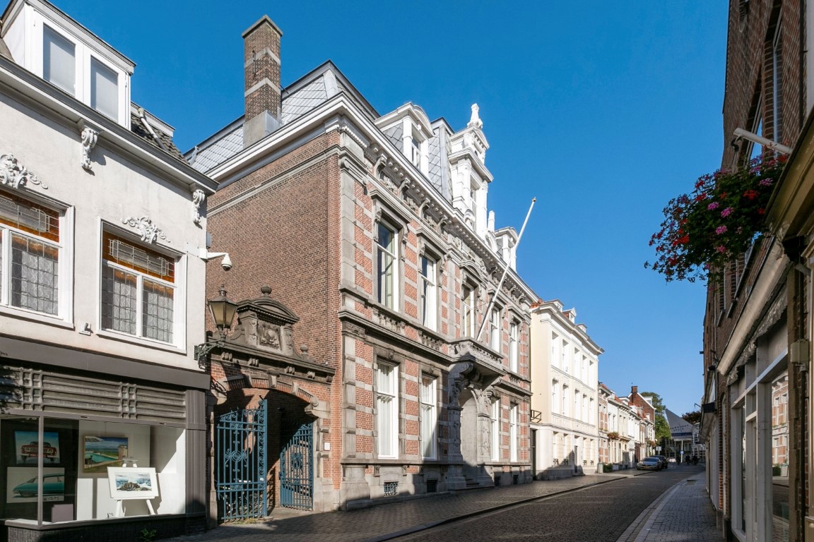 Steenbergsestraat 27